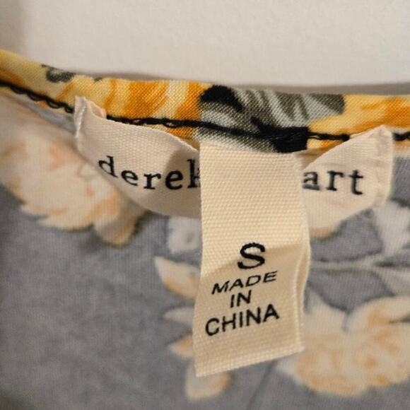 Derek Heart Women’s Floral Wrap Dress Long Sleeve Size Small Casual - Picture 3 of 9